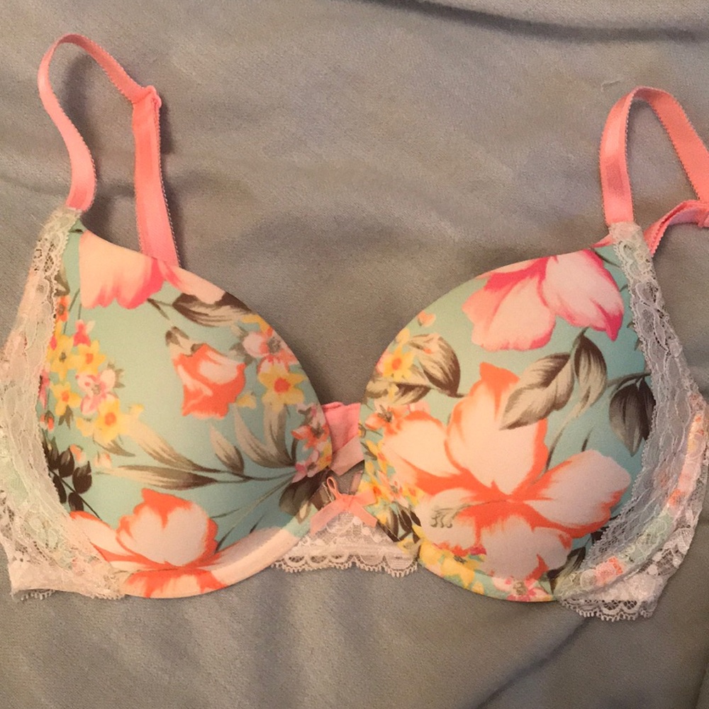 34D tropical print bra